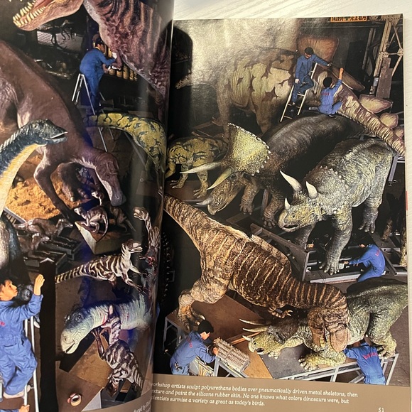 national geographic January 1993 magazine - Picture 2 of 3